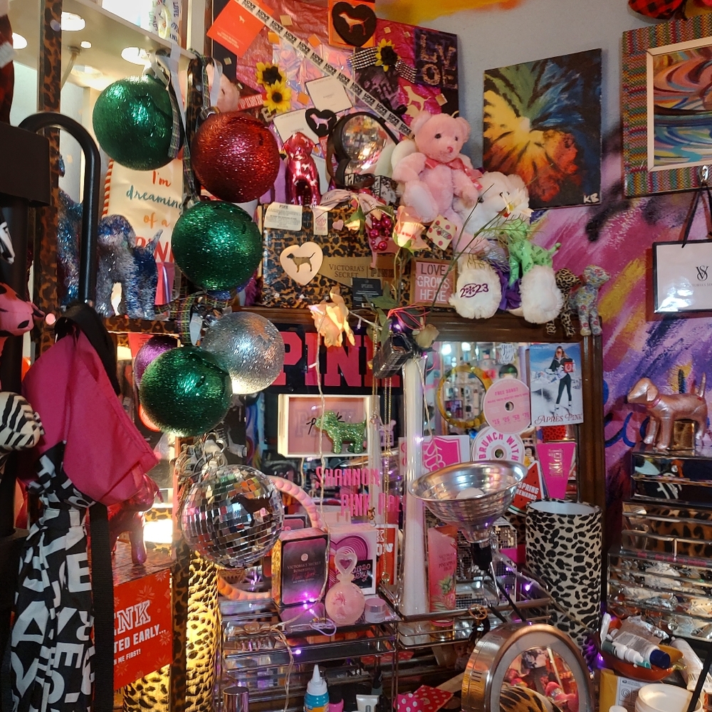 My Pink Collection - Picture 5 of 12